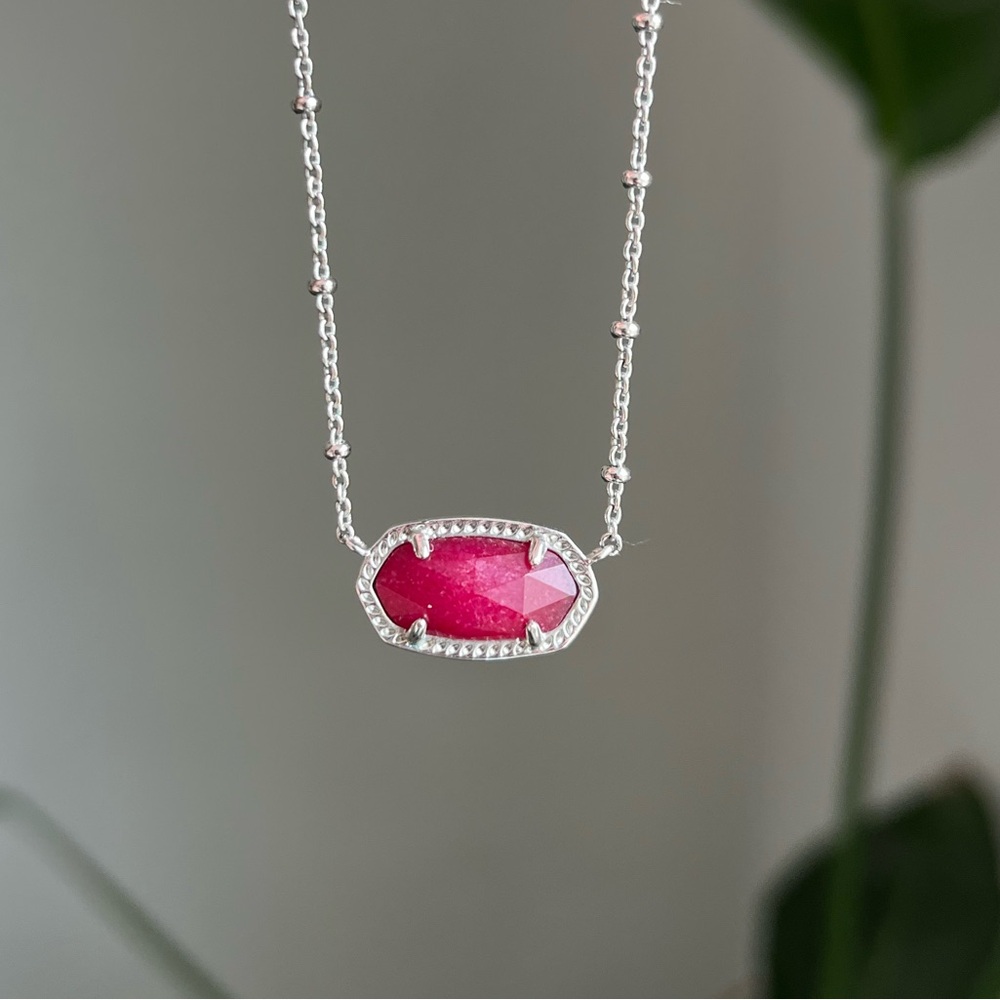 Kendra Scott Elegant Silver Necklace with Pink Gemstone